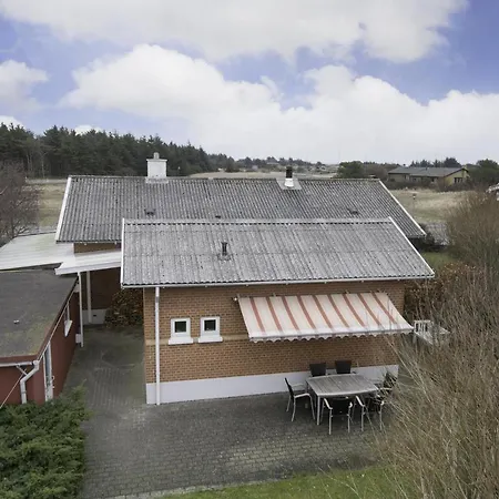 Holiday Hvidefyrvej 020172